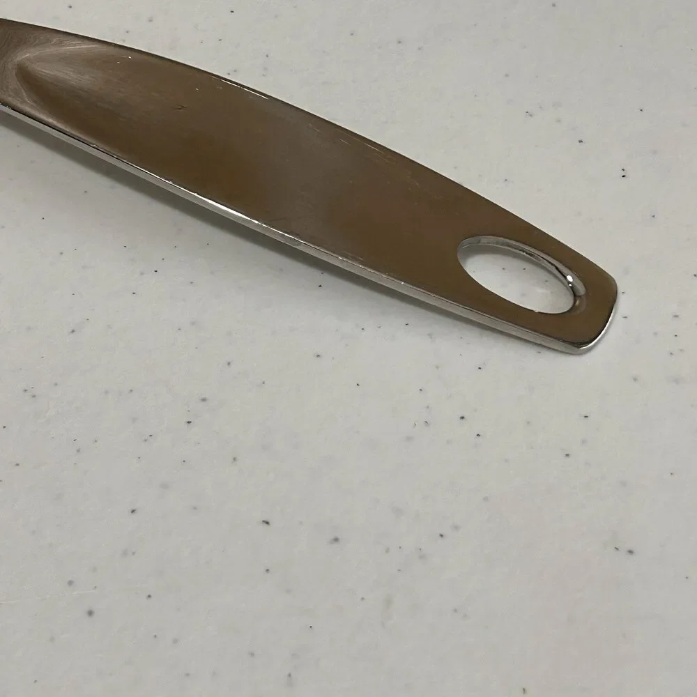 Oneida 18/8 Stainless Steel Pie Server  Kitchen Utensil With Hole Slotted